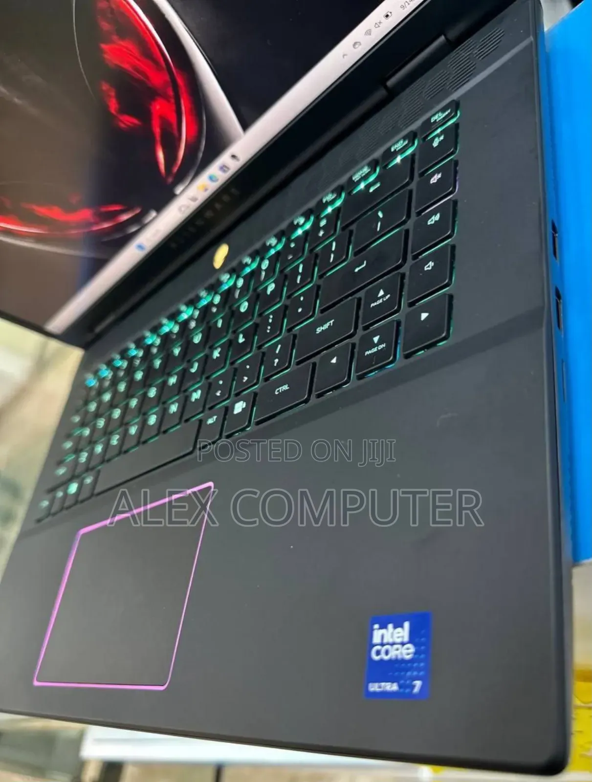 New Laptop Alienware M17x R2 16GB Intel Core I7 SSD 1T