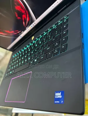 New Laptop Alienware M17x R2 16GB Intel Core I7 SSD 1T