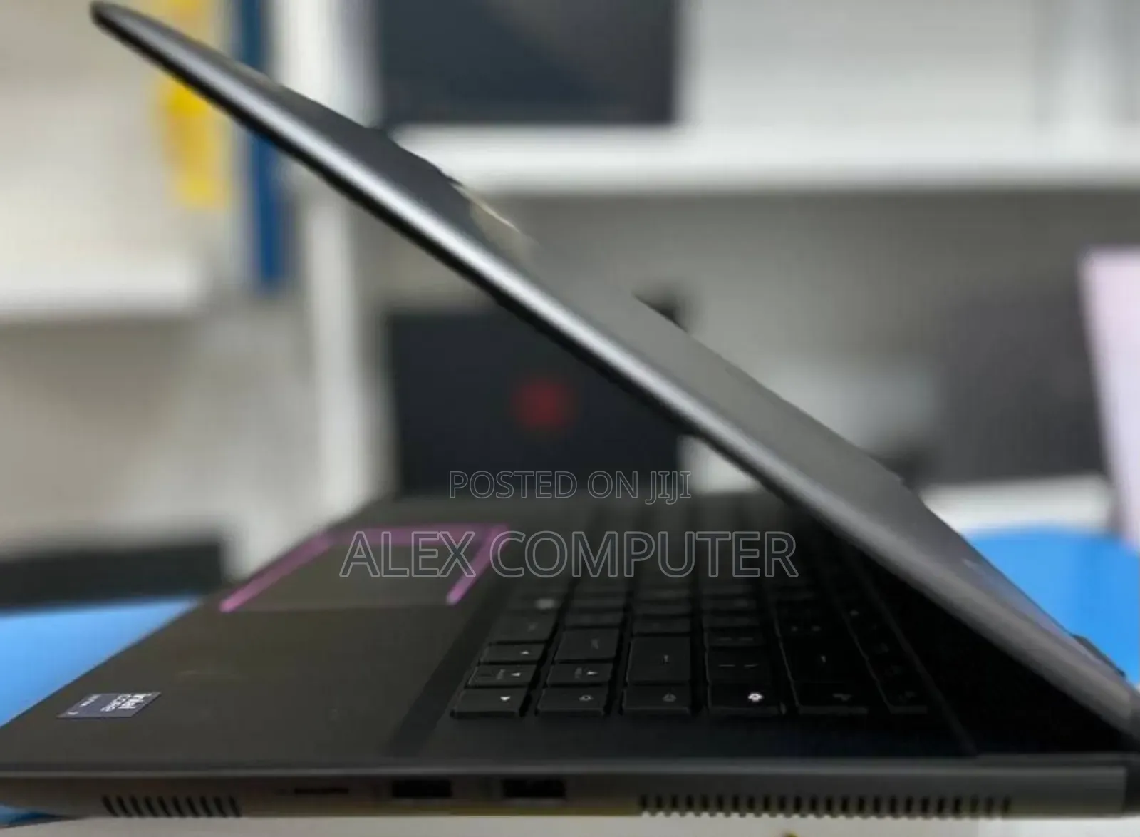 New Laptop Alienware M17x R2 16GB Intel Core I7 SSD 1T