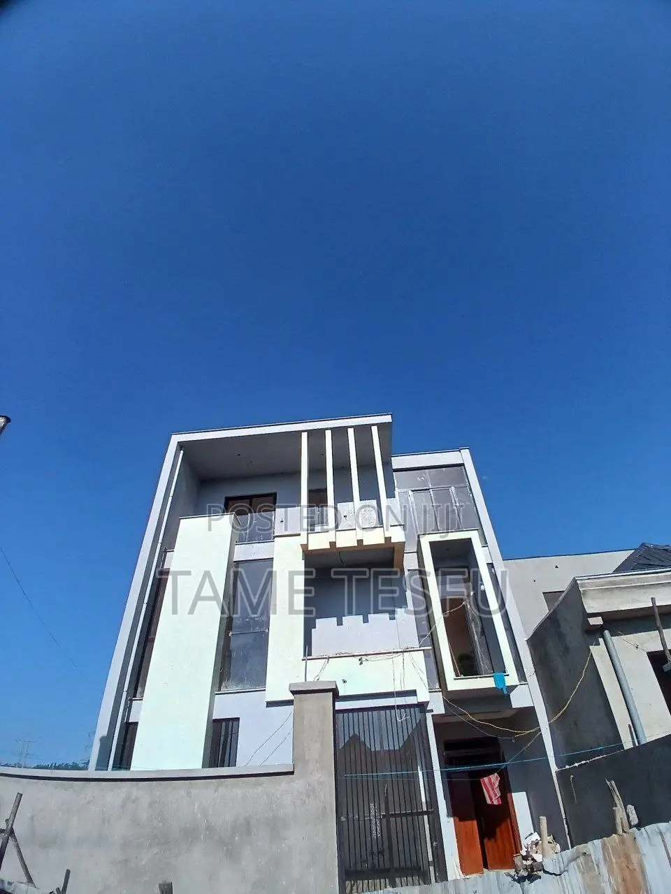 Furnished 6bdrm Maisonette in Hayat, Bole for sale