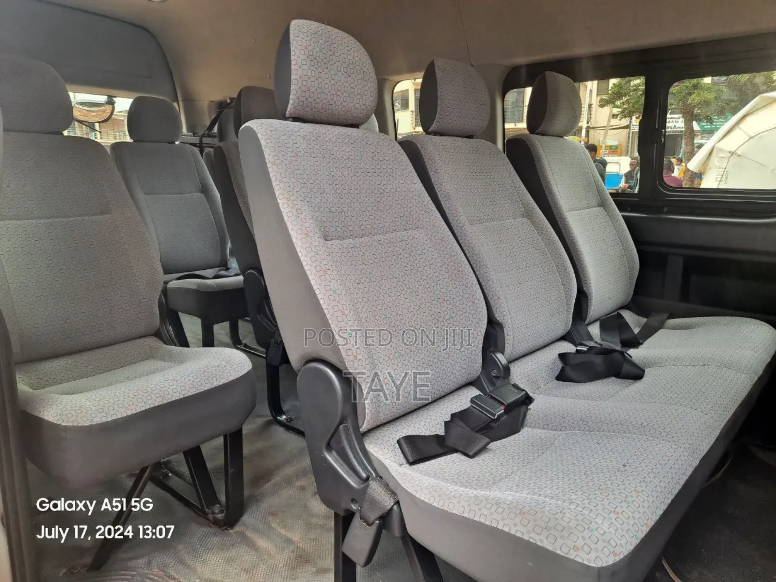 Toyota HiAce 2016 White