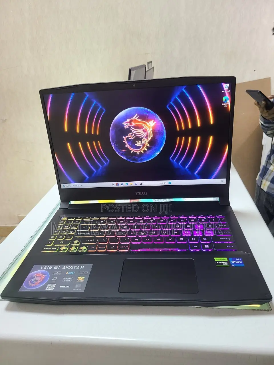 New Laptop MSI Katana 15 16GB Intel Core I7 SSD 1T