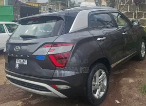 Photo - New Hyundai Creta 2023 Gray