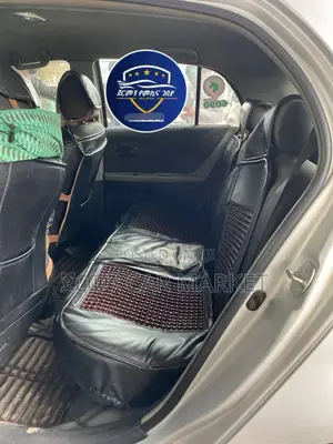 Toyota Yaris 2009 Silver