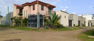 4bdrm Apartment in Residential Building, Oromia-Finfinne for sale