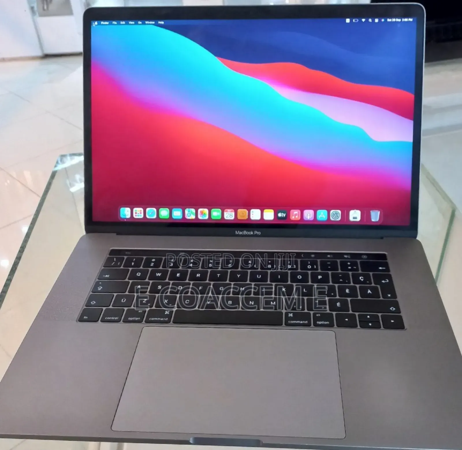 New Laptop Apple MacBook 16GB Intel Core I5 SSD 512GB