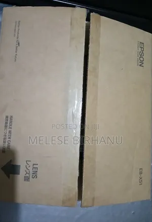 New Withe Carton EPSON Eb- X59 Projector