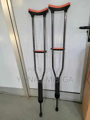 Photo - Auxiliary Crutches ፮§Crutches፲∞Crutches፶፲crutches÷፩crutches