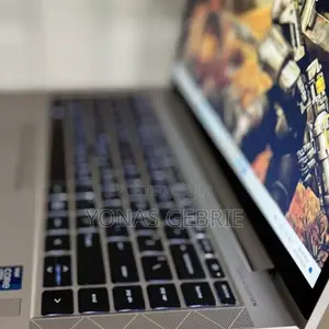 New Laptop HP EliteBook 840 G8 16GB Intel Core i7 SSD 512GB