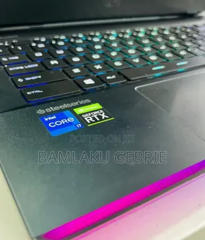 New Laptop MSI GE75 Raider 11UH 16GB Intel Core I7 SSD 1T