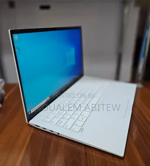 Photo - New Laptop LG Gram 15.6 16GB Intel Core I5 SSD 256GB