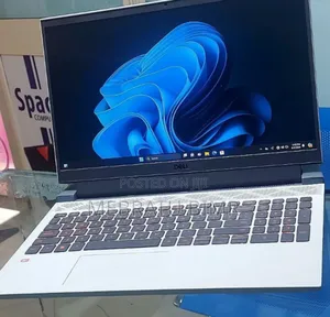 New Laptop Dell G15 5535 16GB AMD Ryzen 5 SSD 512GB