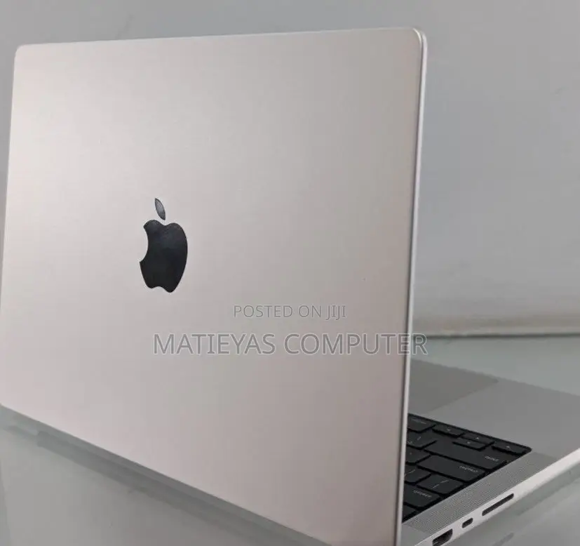 New Laptop Apple MacBook Pro M1 16GB Apple M1 Max SSD 512GB