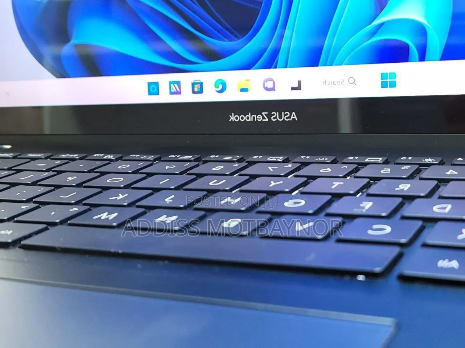 New Laptop Asus ZenBook UX430UA 16GB Intel Core I7 SSD 512GB