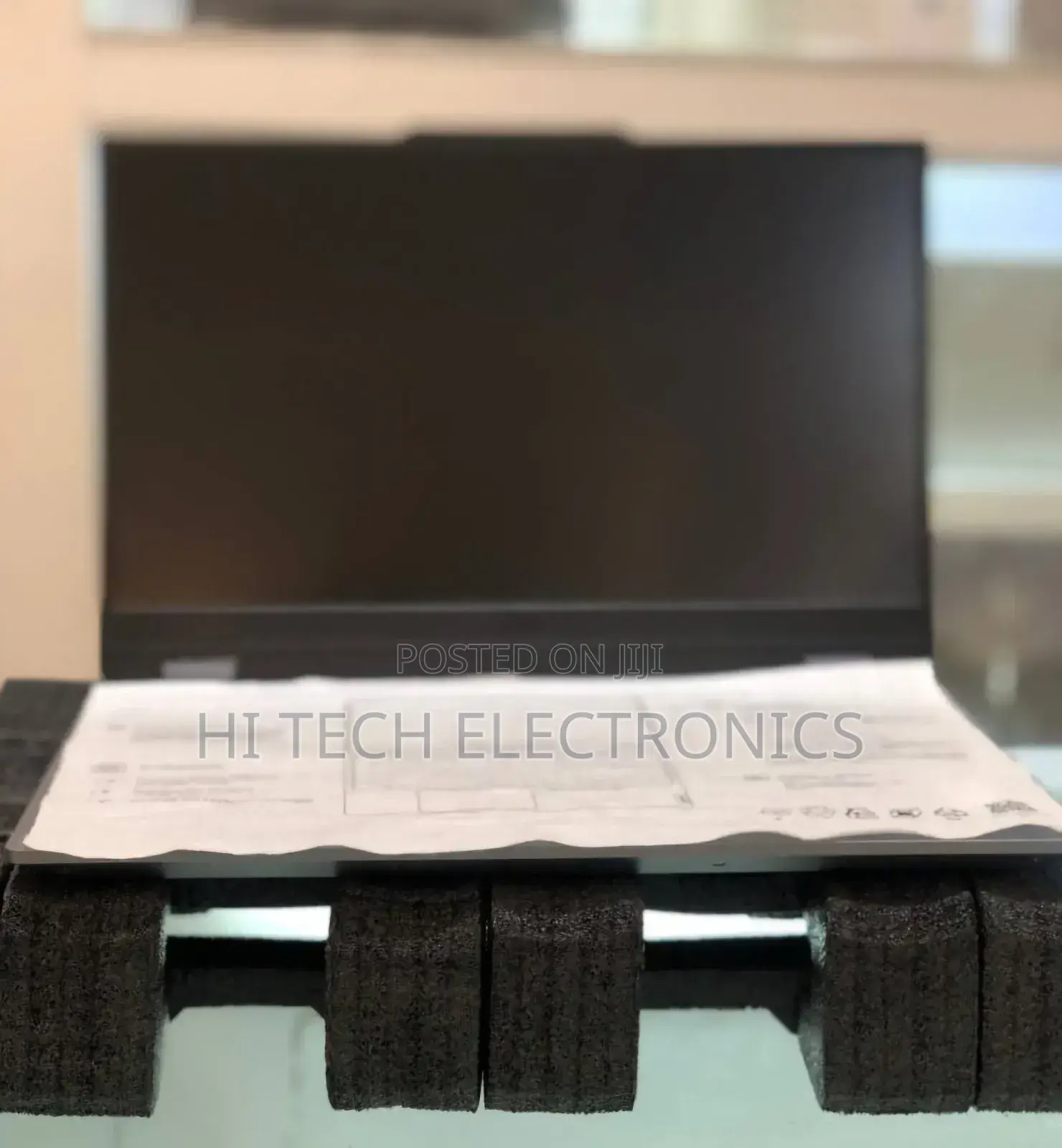 New Laptop Lenovo LOQ 15IRH8 16GB Intel Core I5 SSD 512GB
