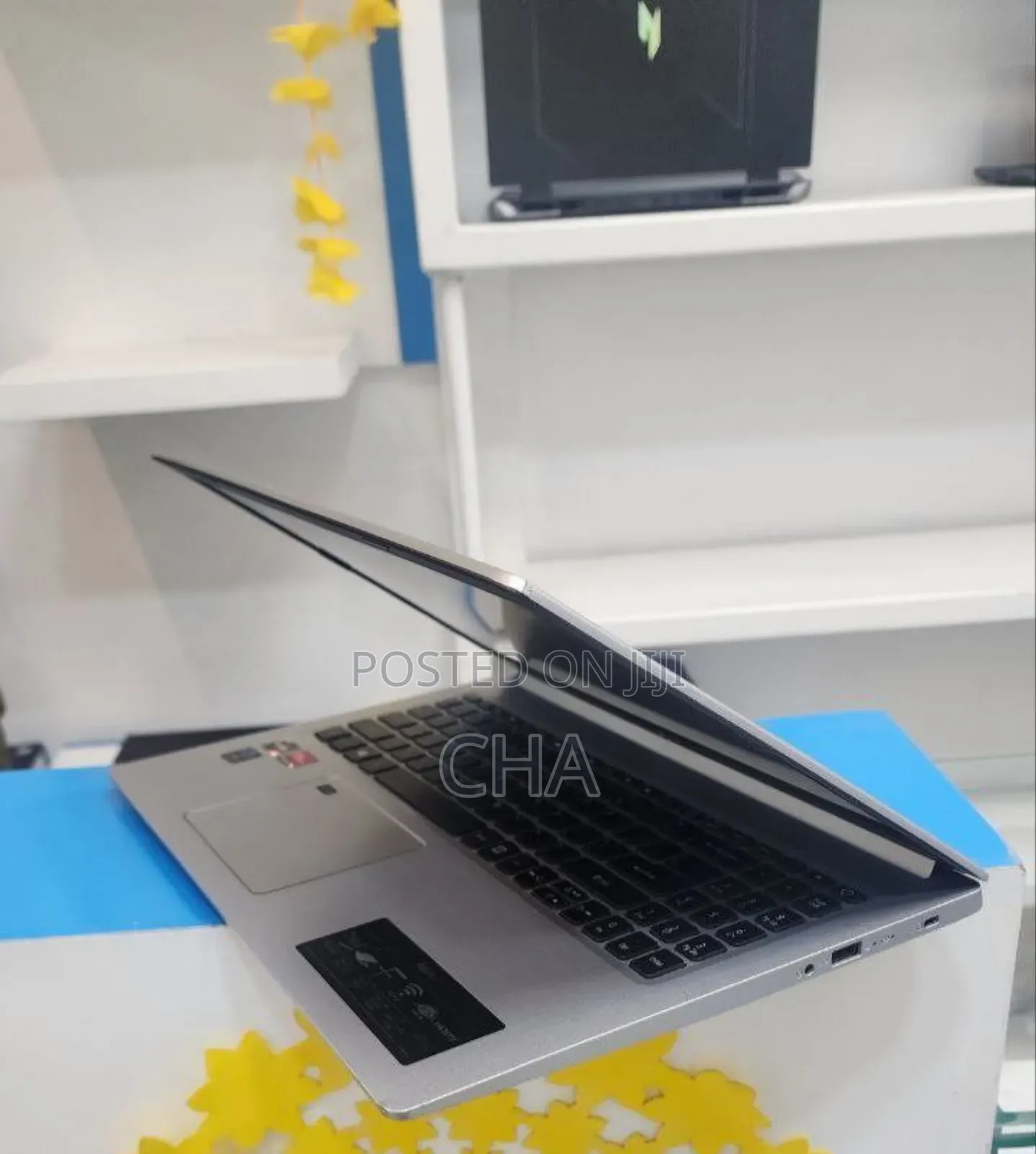 New Laptop Acer Aspire 5 8GB AMD Ryzen 3 SSD 512GB