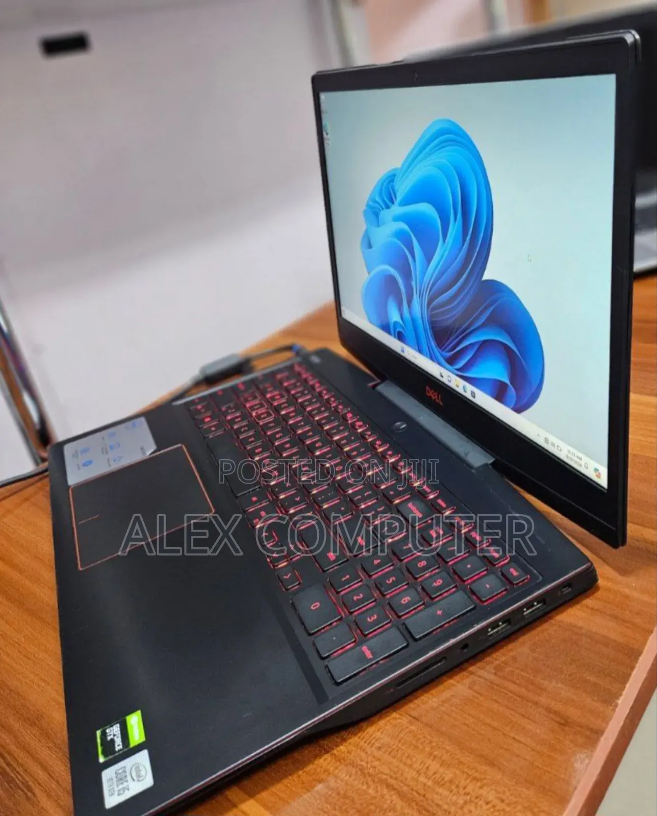 New Laptop Dell G GB Intel Core I5 SSD 512GB