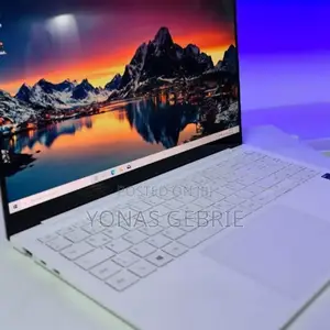 Photo - New Laptop Samsung Galaxy Book 2 16GB Intel Core I7 SSD 512GB