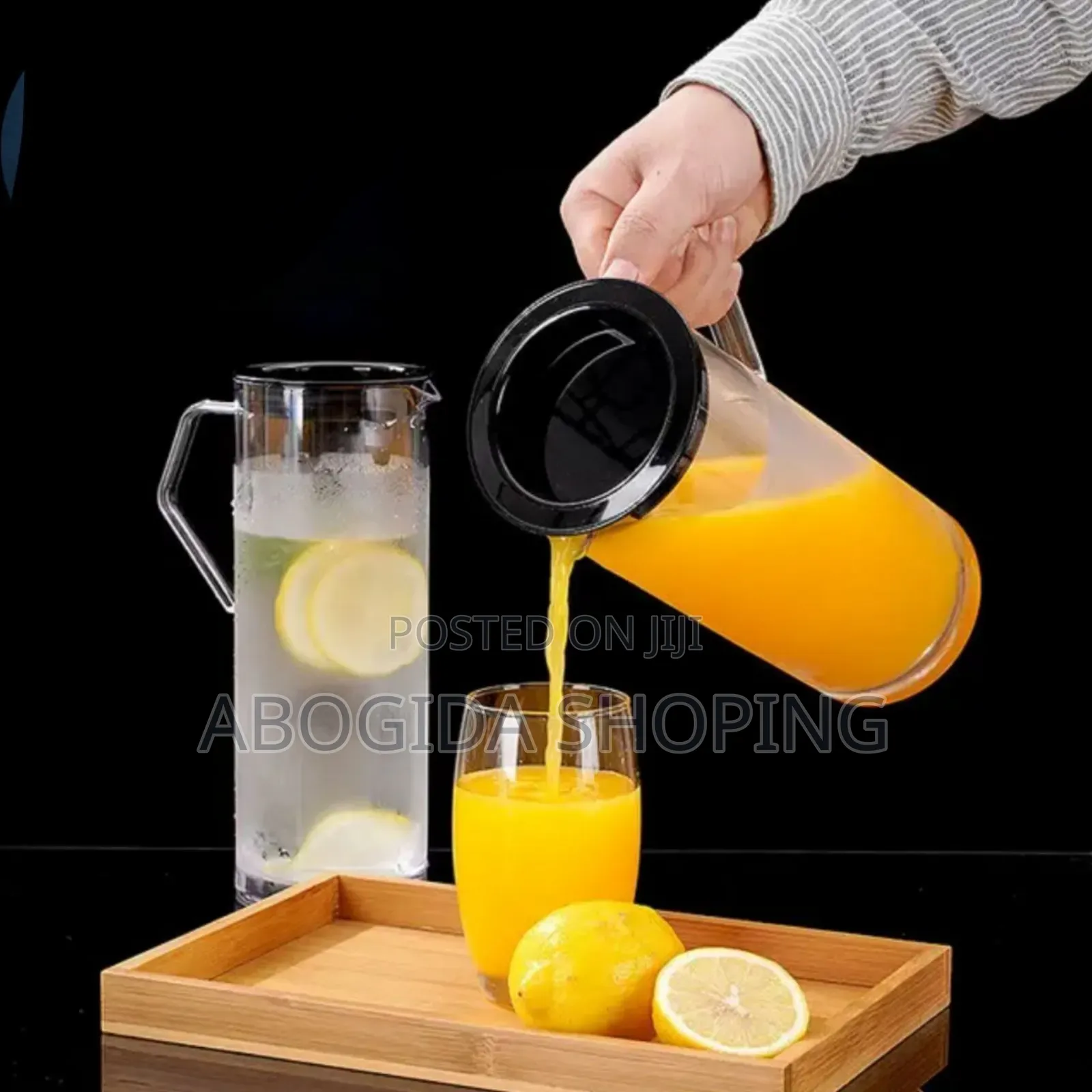 ቢወድቅ የማይሰበር ከአክሪሊክ የተሰራ የውሃ ጆግ 2 ሊትር ይይዛል