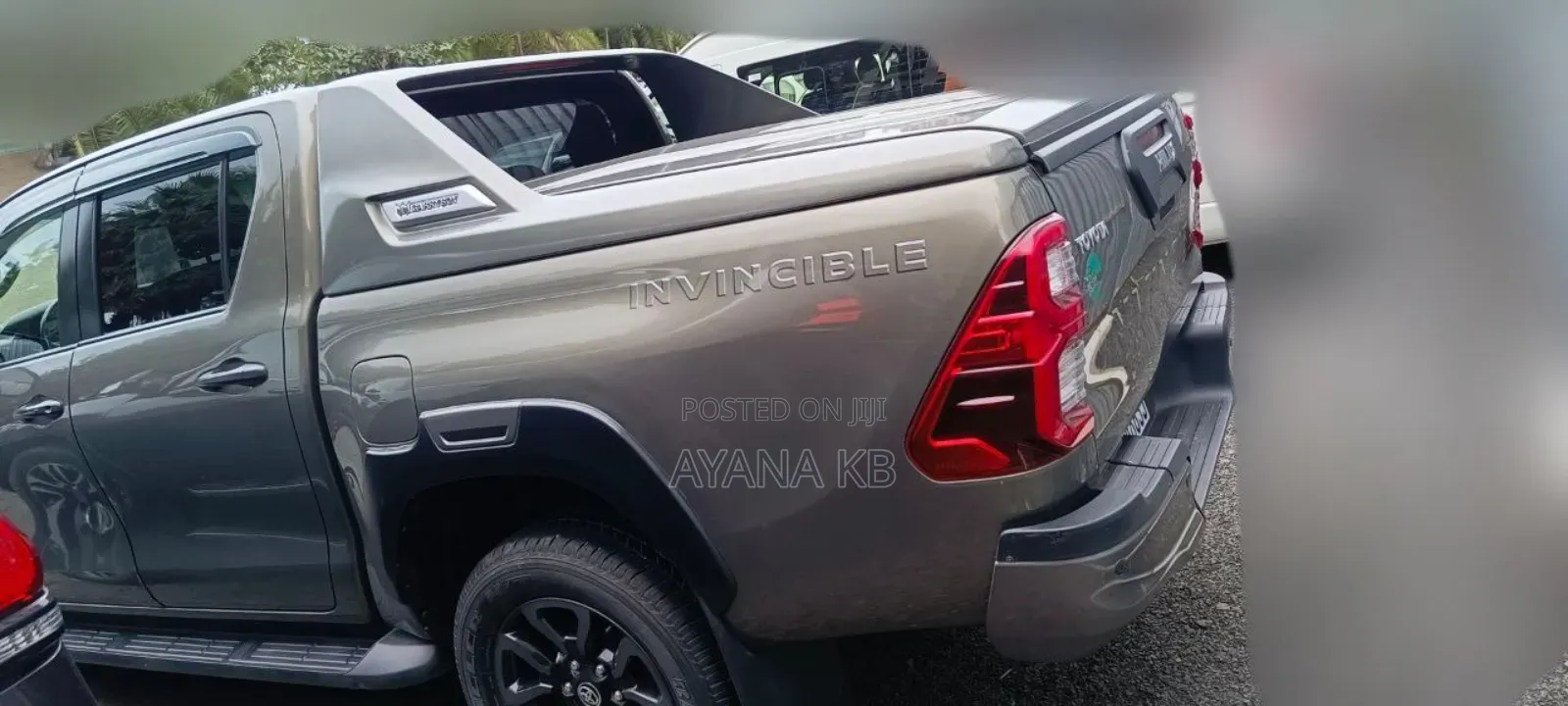 New Toyota Hilux 2021 Gray