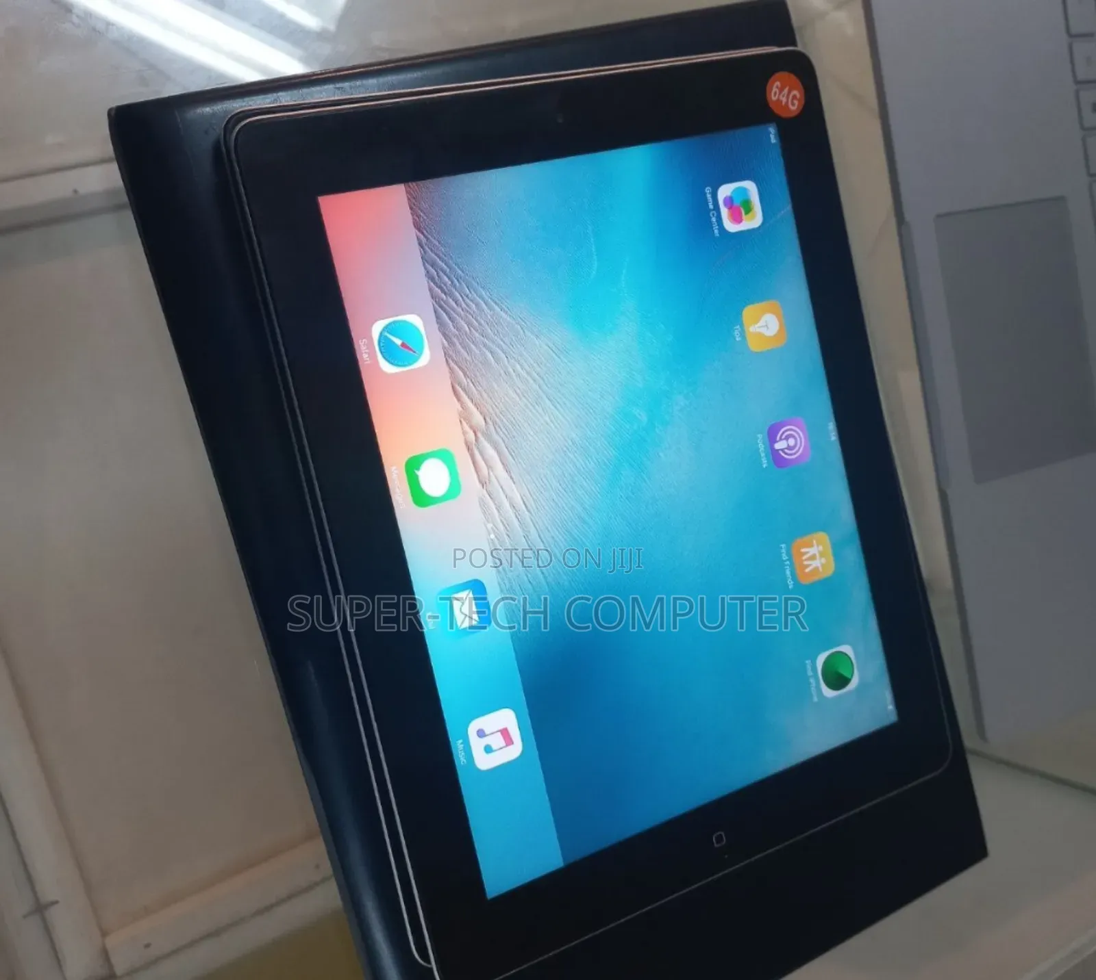 New Apple iPad 2 CDMA 16 GB Gray