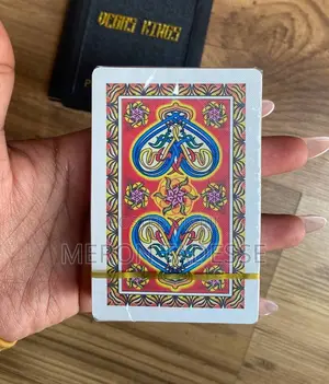 Vegas Kings 100% Plastic Playing Cards | Washable