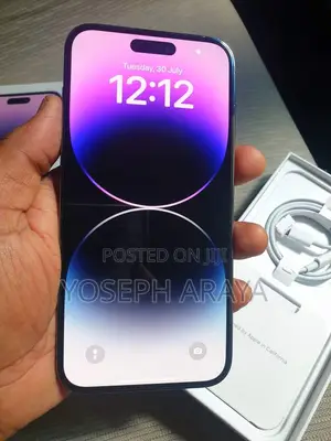 Photo - Apple iPhone 14 Pro Max 256 GB Purple