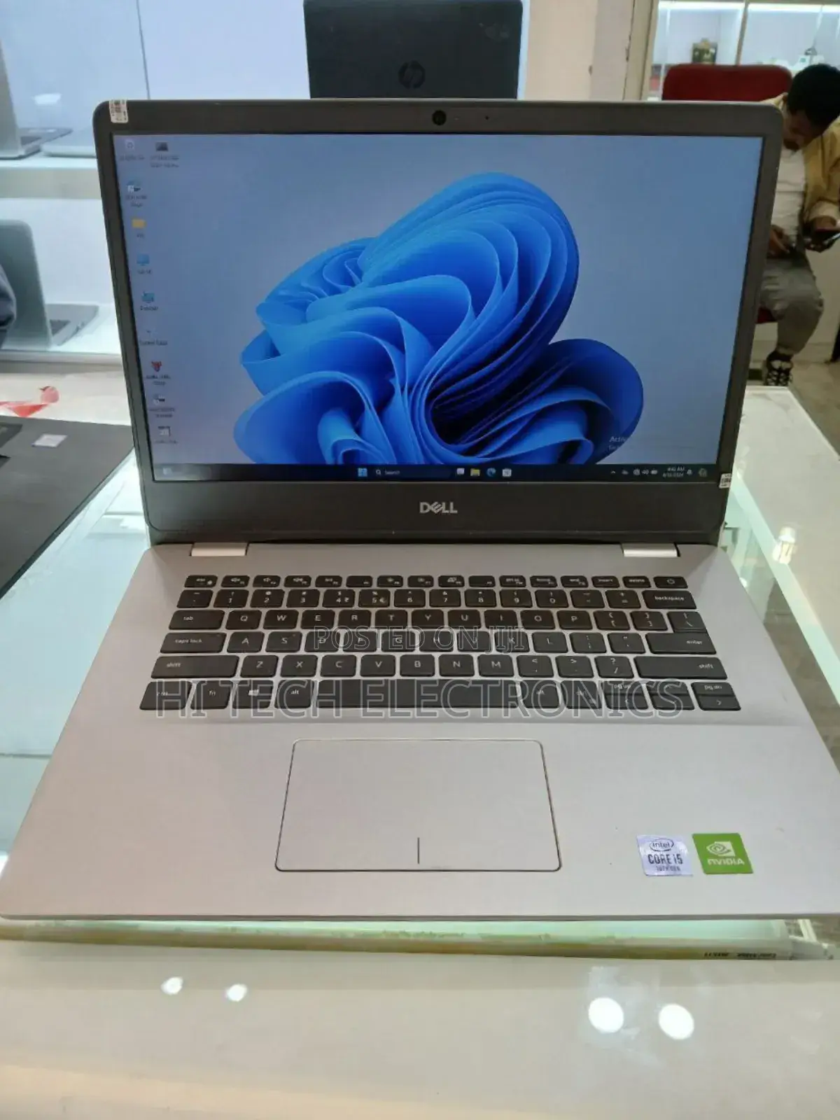 New Laptop Dell Inspiron 15 8GB Intel Core I5 SSD 512GB