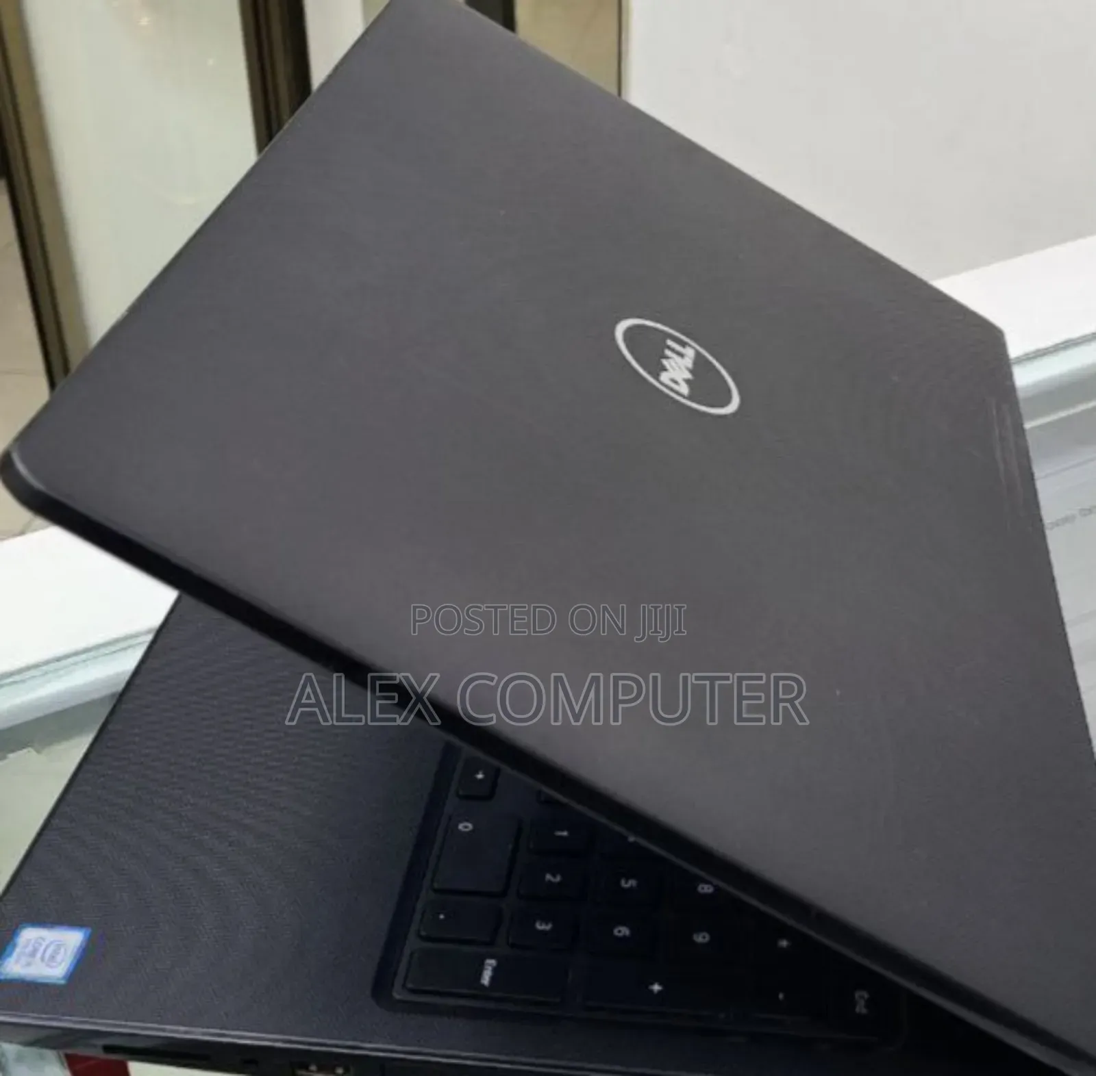New Laptop Dell Inspiron 15 8GB Intel Core I5 HDD 1T