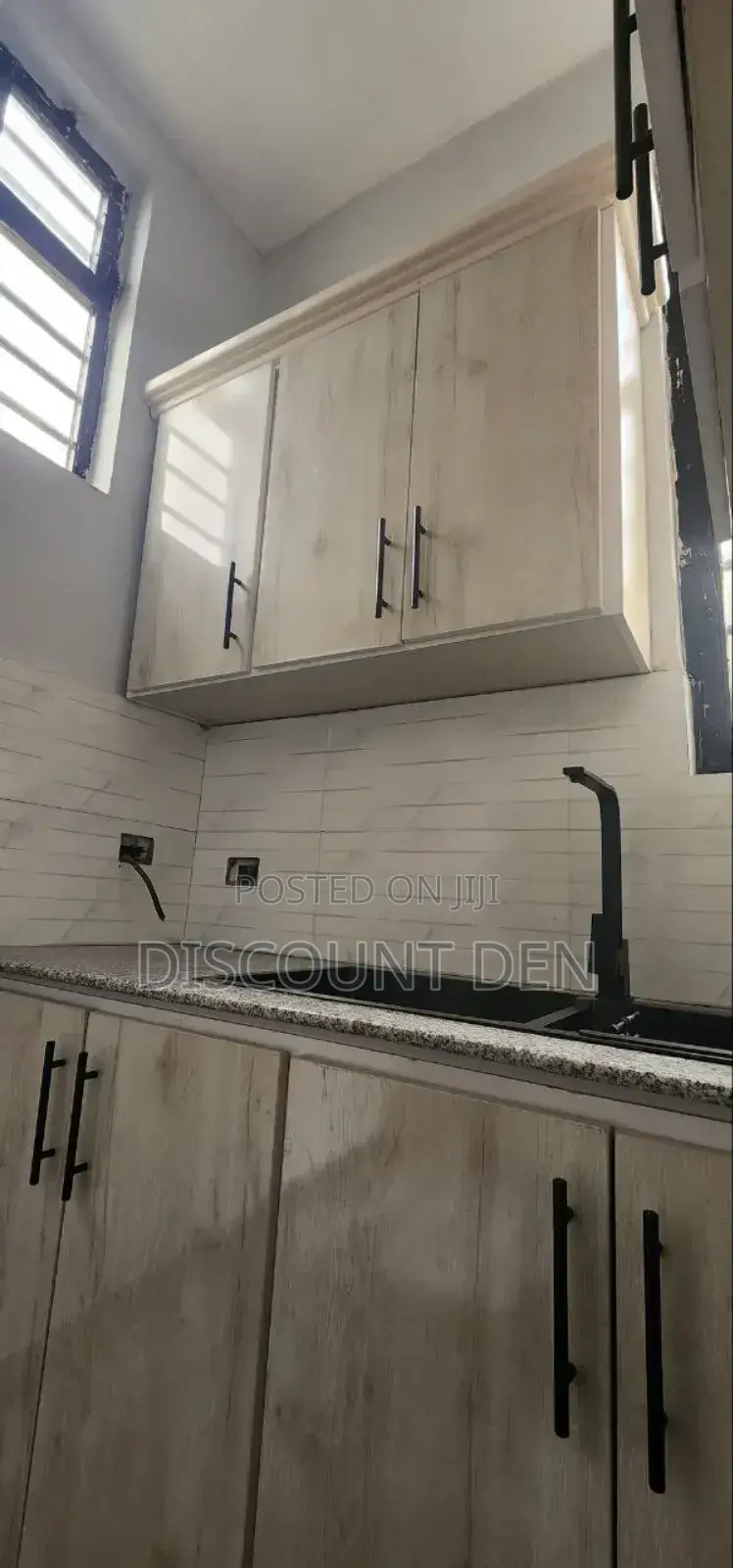 Furnished 2bdrm House in Abren Real-Estate, Bole for sale