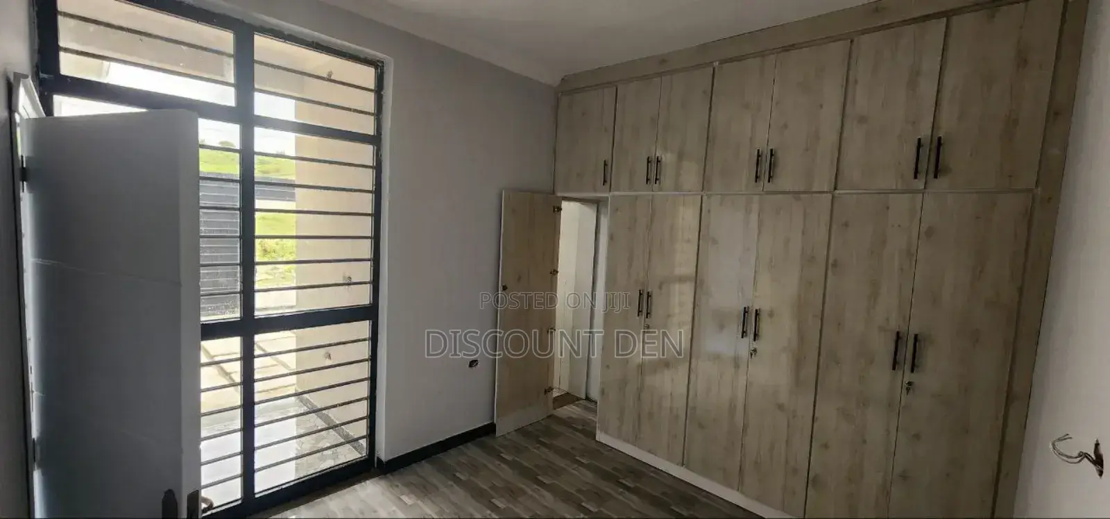 Furnished 2bdrm House in Abren Real-Estate, Bole for sale