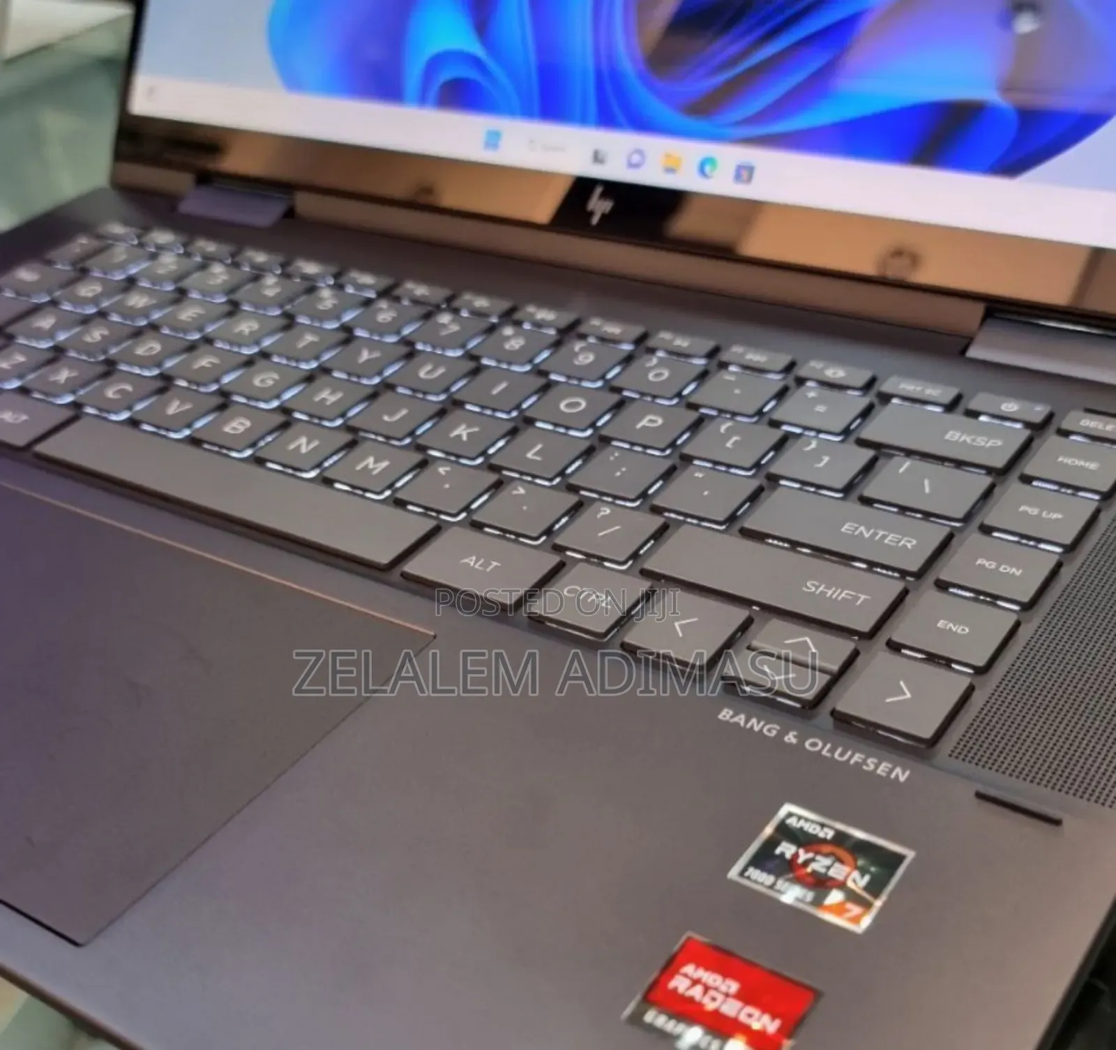 New Laptop HP Envy X360 8GB AMD Ryzen 7 SSD 512GB