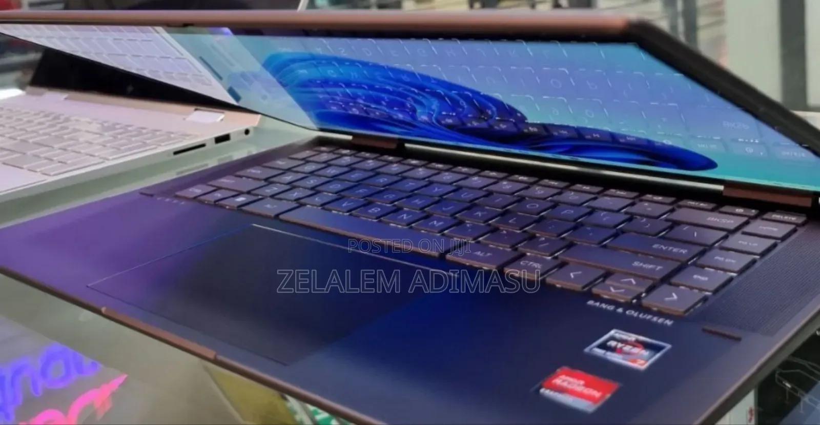 New Laptop HP Envy X360 8GB AMD Ryzen 7 SSD 512GB