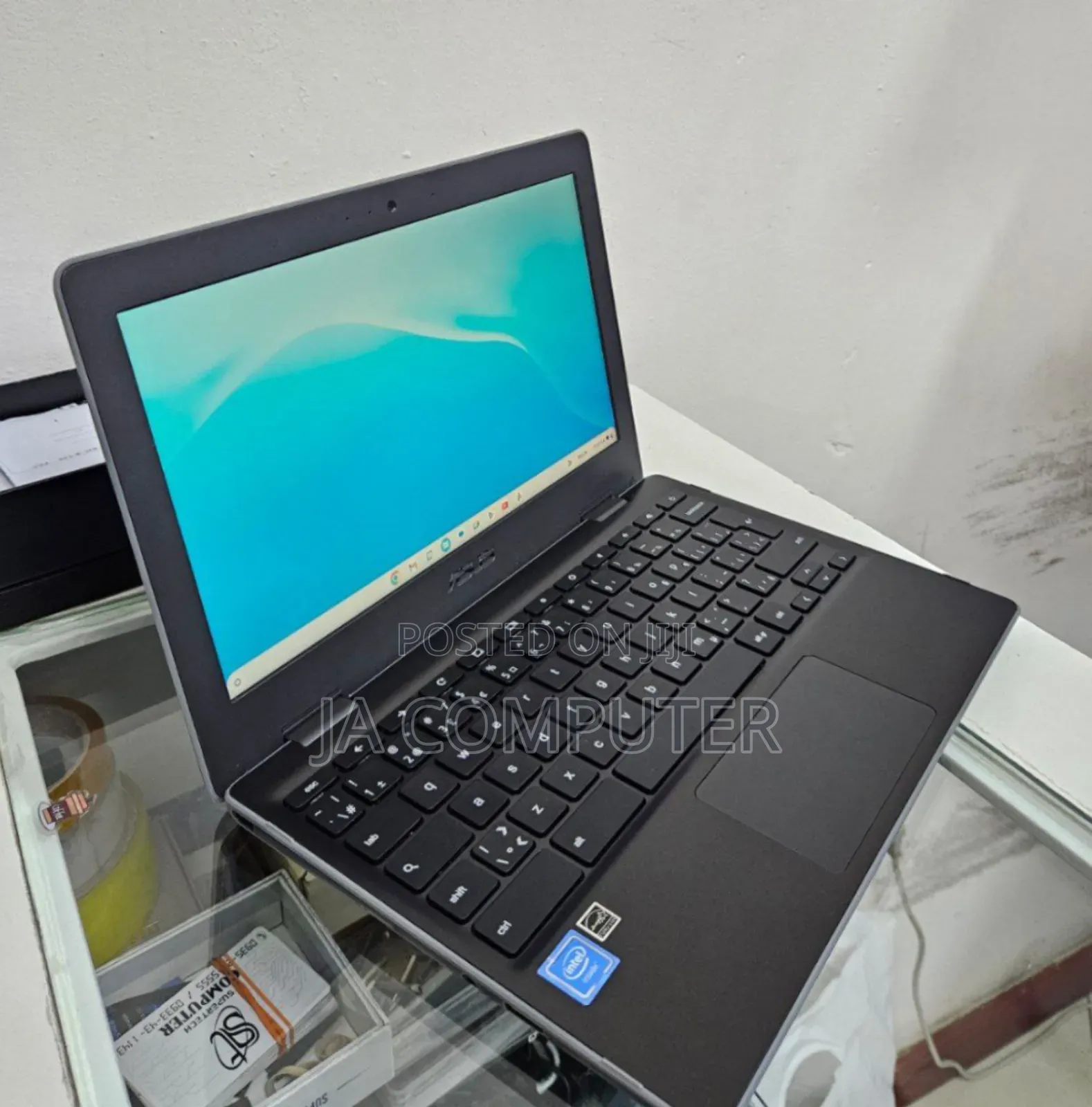 New Laptop Asus A42F 4GB Intel Celeron SSD 60GB