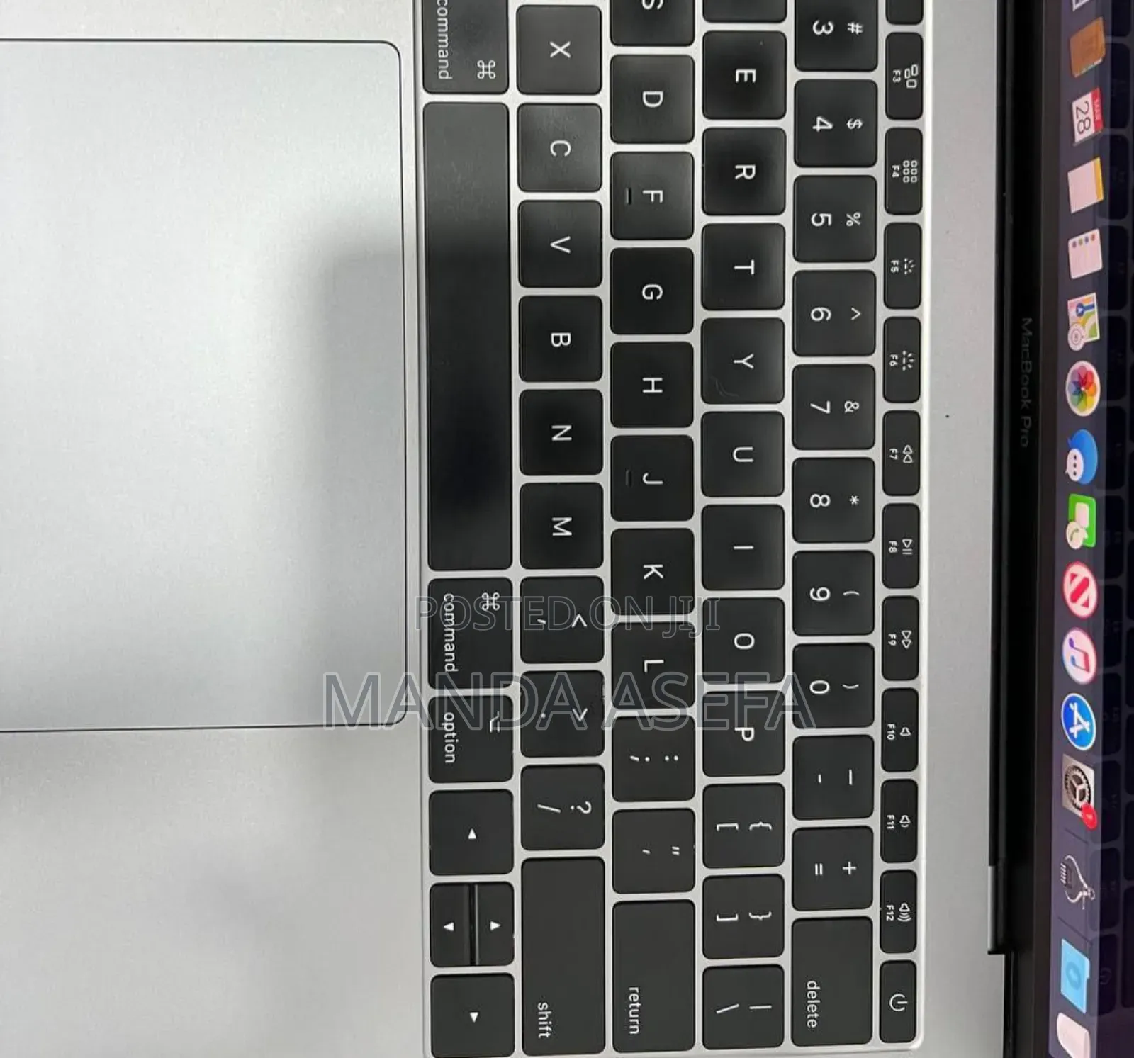 New Laptop Apple MacBook Pro 2017 8GB Intel Core I5 SSD 256GB