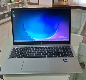 New Laptop HP 14-Dq1088wm 16GB Intel Core I7 SSD 512GB