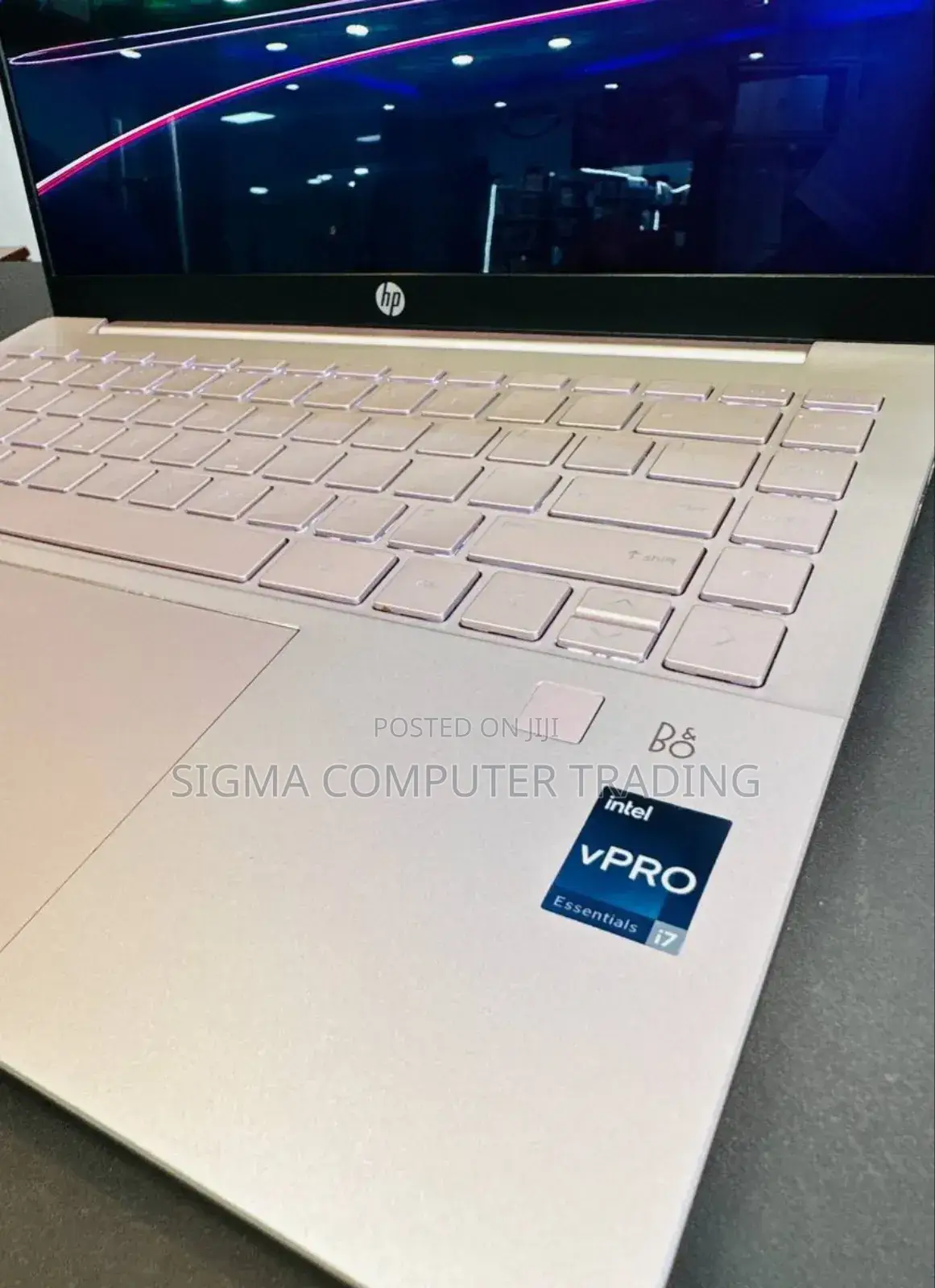 New Laptop HP Pavilion 14 16GB Intel Core I7 SSD 1T
