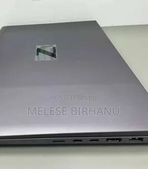 New Laptop HP ZBook Firefly G8 16GB Intel Core I7 SSD 512GB