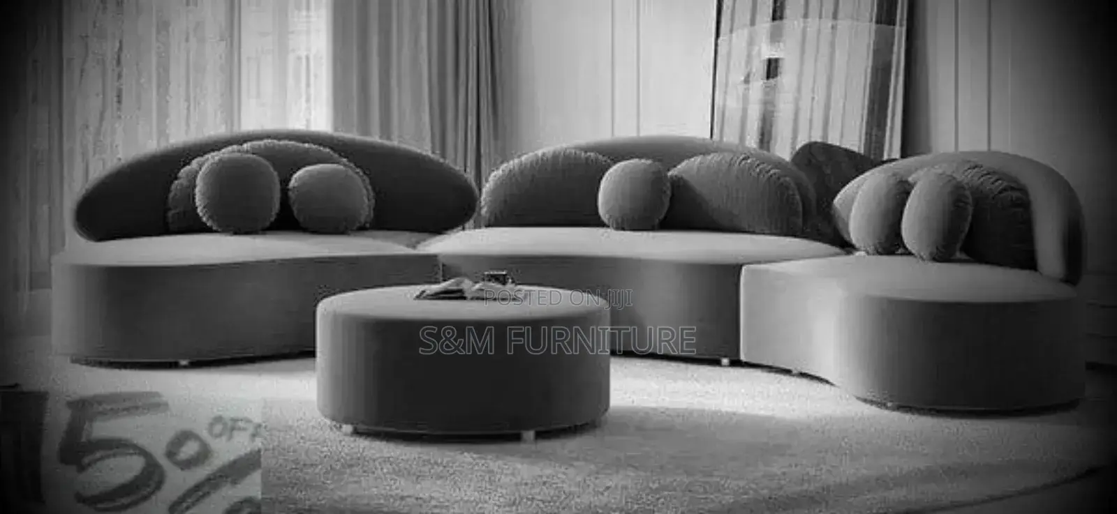 Elegant Oval Sofa Set