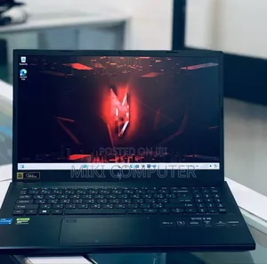 New Laptop Acer Nitro 17 8GB Intel Core I5 SSD 512GB