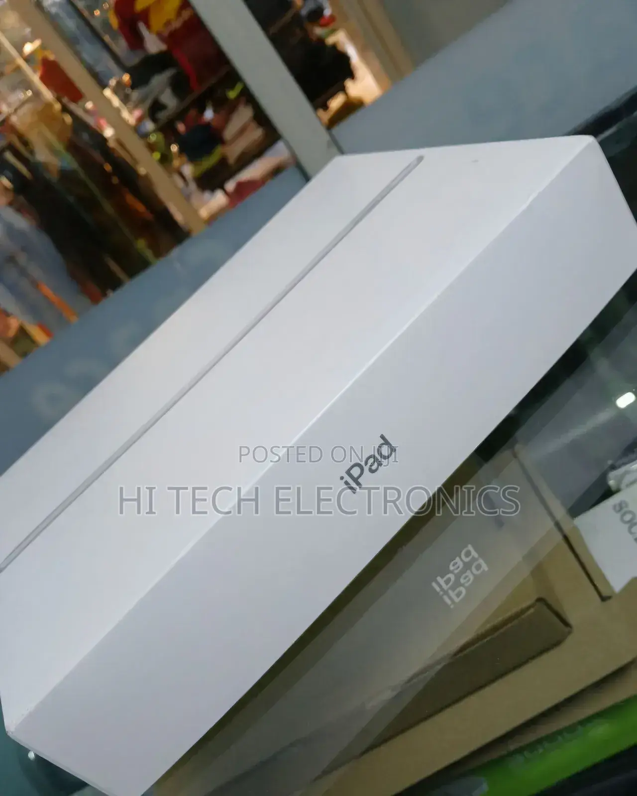 New Apple iPad 10.2 (2019) 128 GB Silver