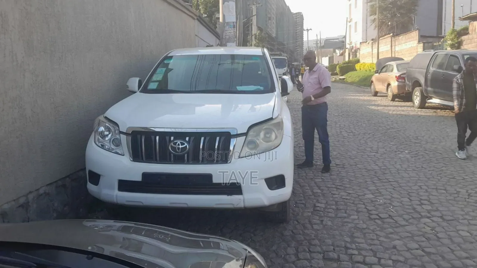 Toyota Land Cruiser Prado 2013 White