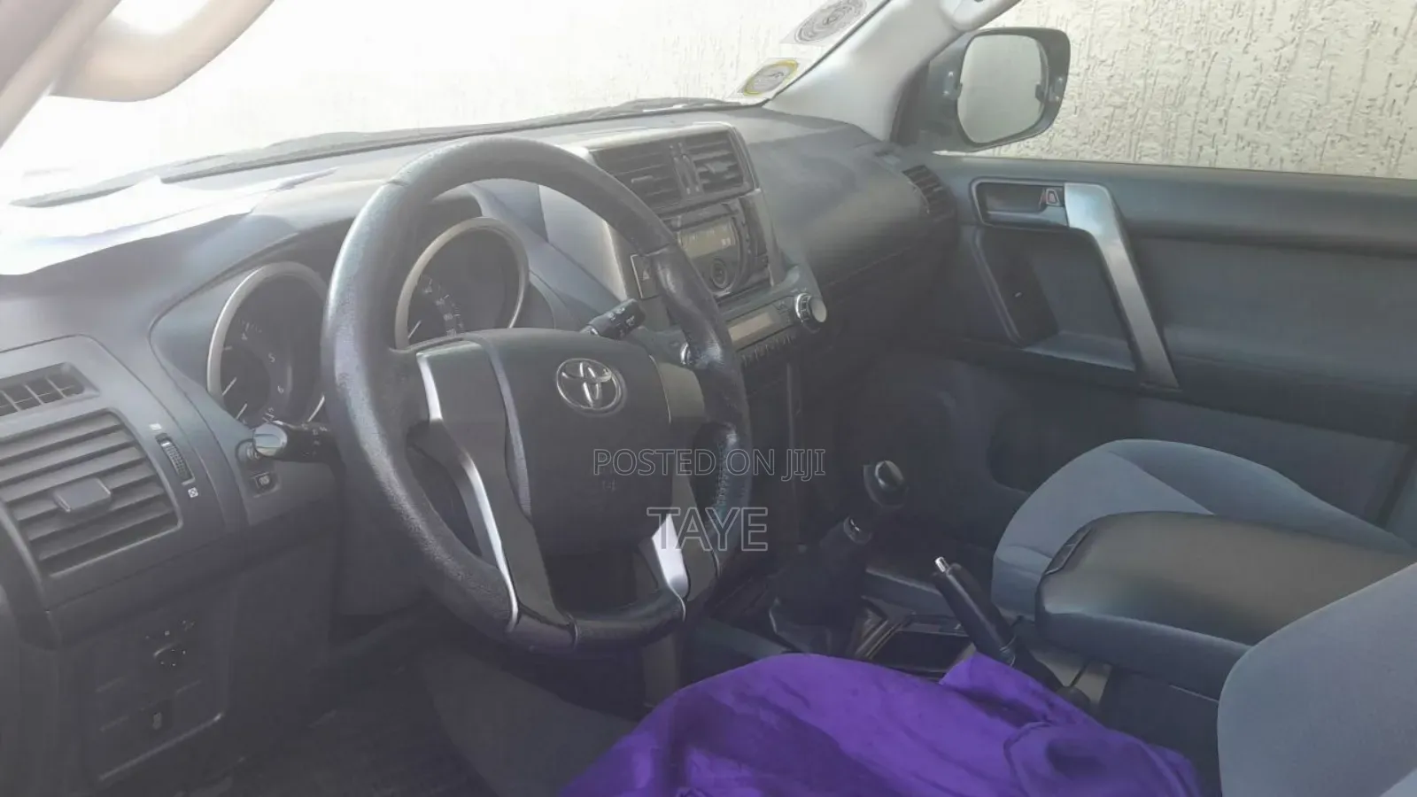 Toyota Land Cruiser Prado 2013 White