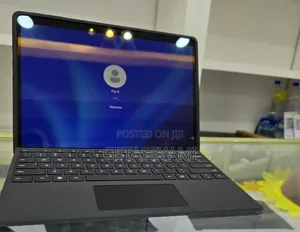 Photo - New Laptop Microsoft Surface Pro 9 32GB Intel Core I7 SSD 1T