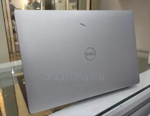 New Laptop Dell XPS 15 8GB Intel Core I7 SSD 512GB