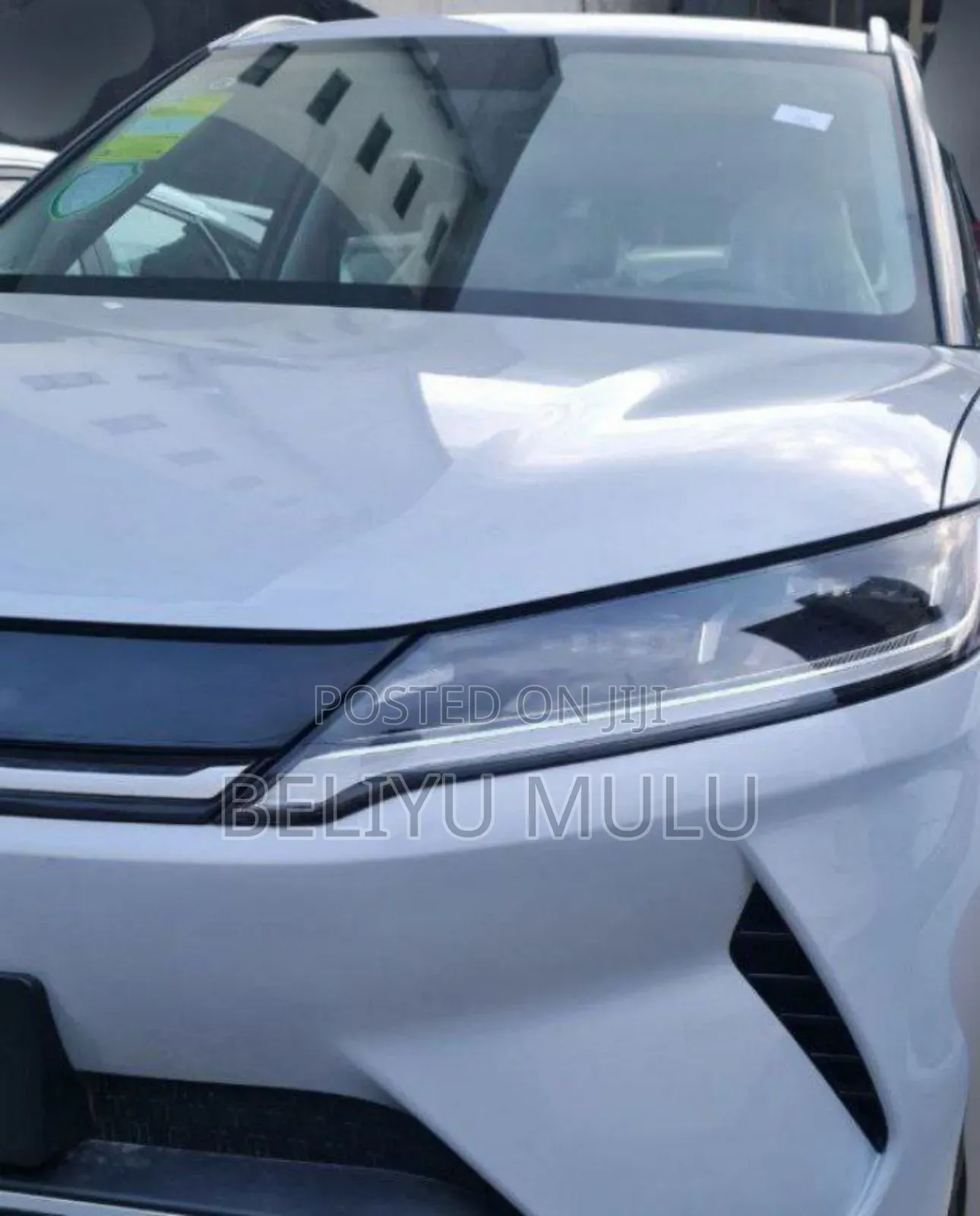 New BYD Yuan Up 32 kWh FWD 2024 Silver