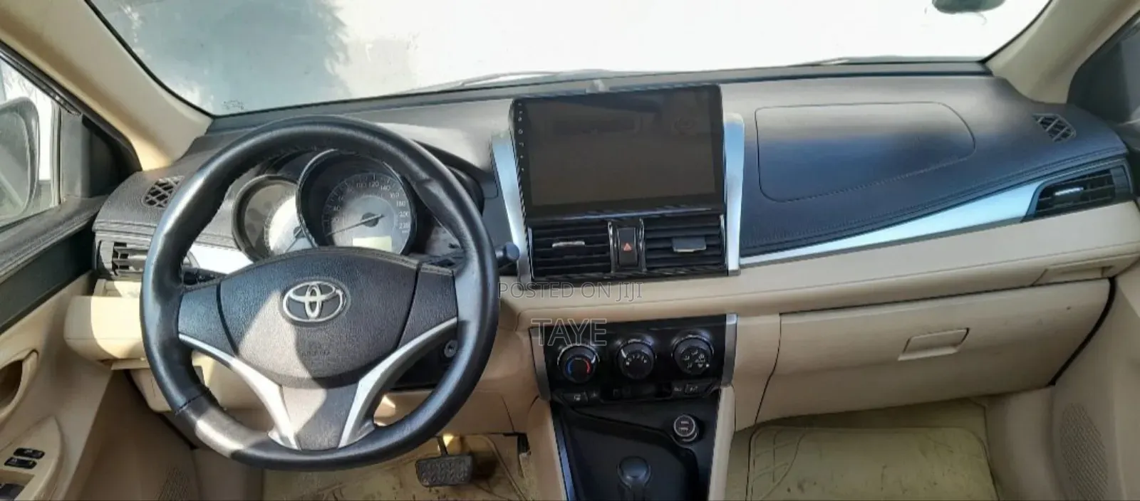 Toyota Yaris 2013 Matt Black