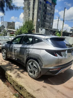 Hyundai Tucson 2022 Silver