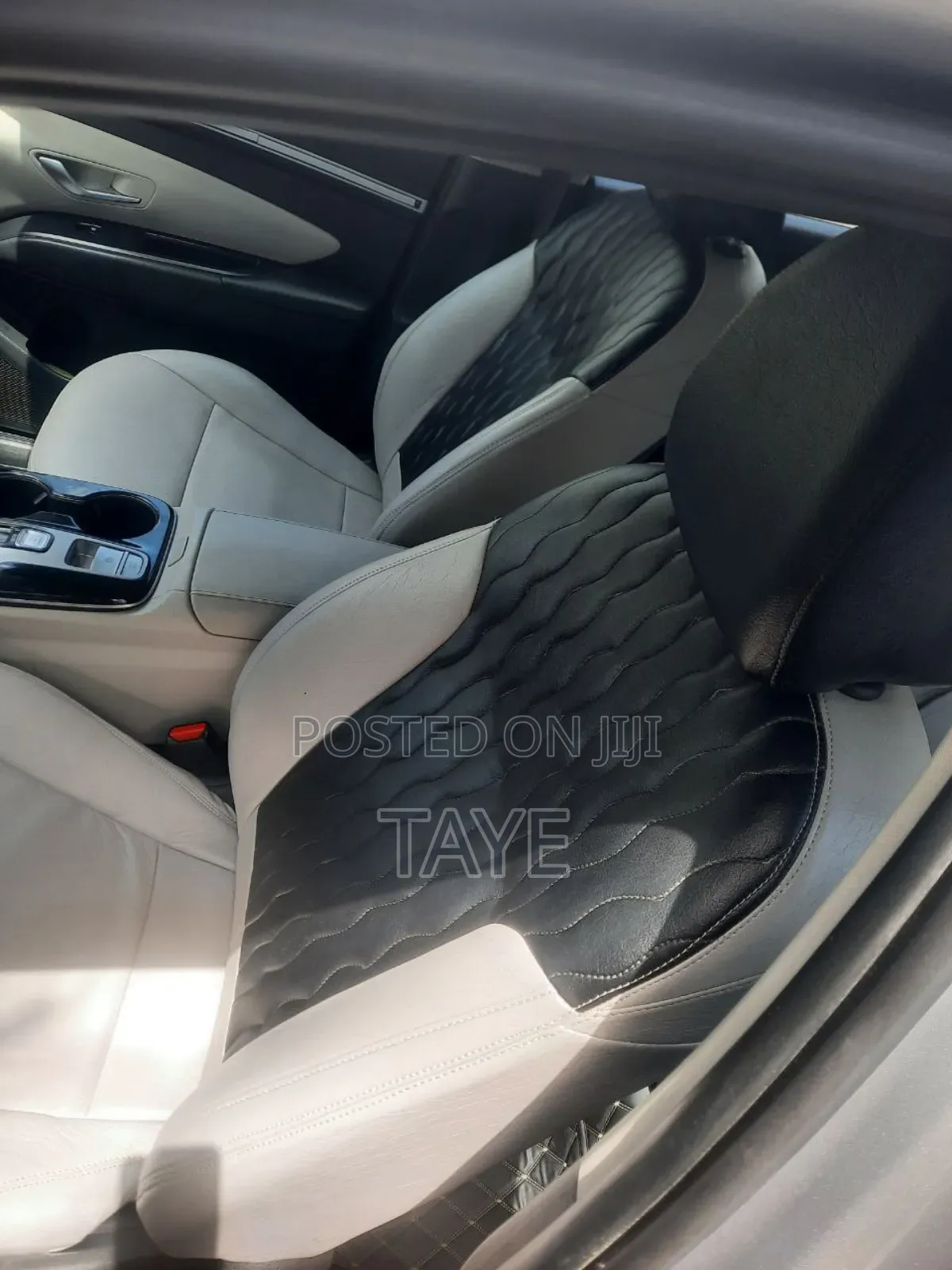 Hyundai Tucson 2022 Silver