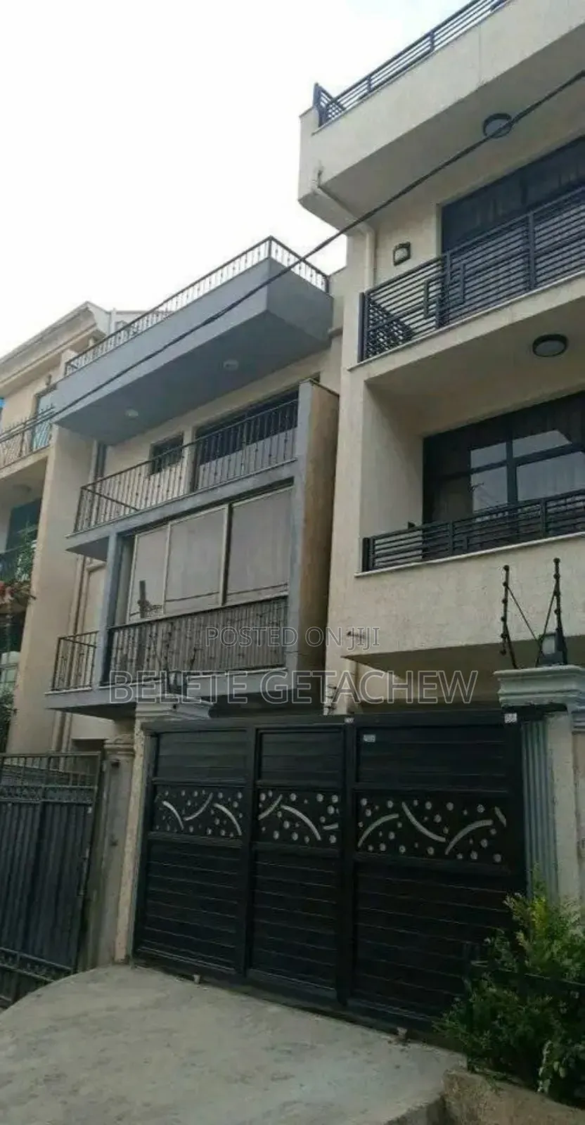 8bdrm House in Ayat, B+G+3 Luxury, Bole for sale